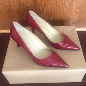 “NEW ARRIVALS” Women’s Brand-new BRUNO Magli red pointed shoes